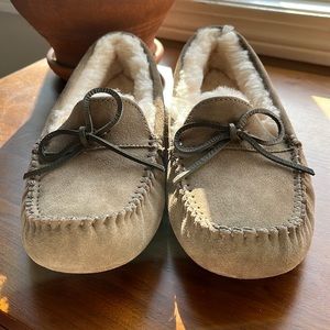 NWT Sz. 9 Mens UGG Corvin Loafer in Dry Leaf- no box.